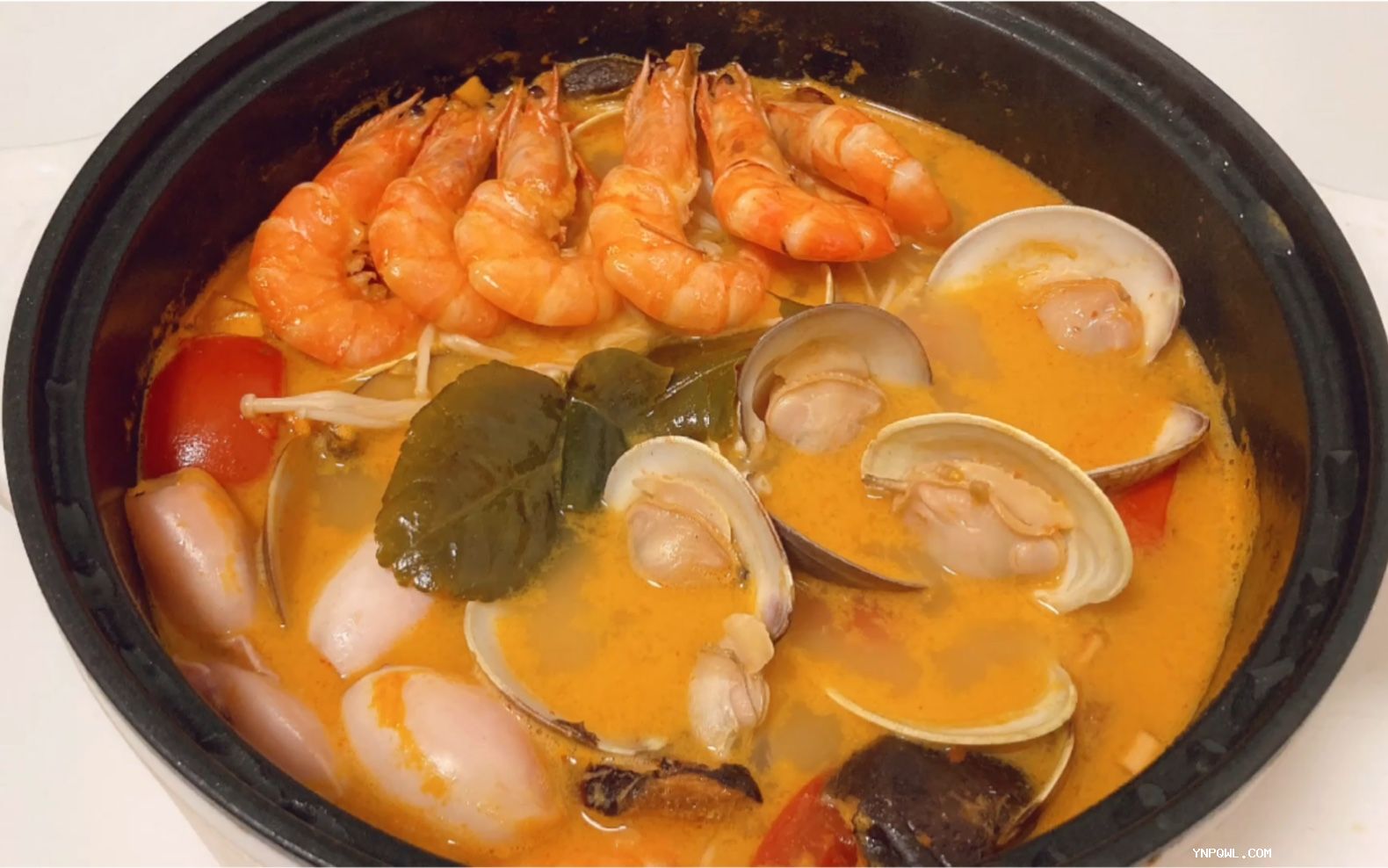 東南亞地區(qū)豐富多樣的菜肴，每一道都有其獨特的風味和特